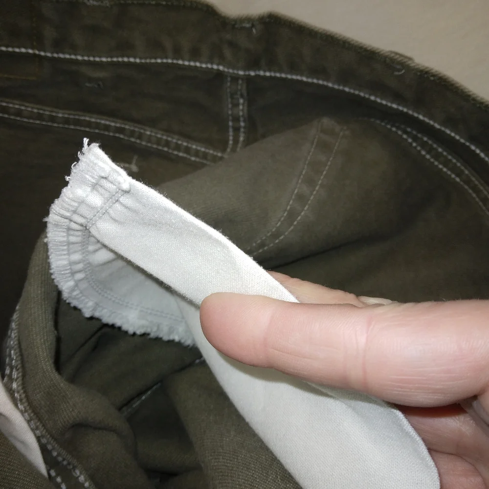 JEANS Wrangler Made in USA 7 belt carrier jeans, size 36 x 34